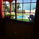 Norte Piscina Privada Climatizada * Ла-Виктория-де-Асентехо